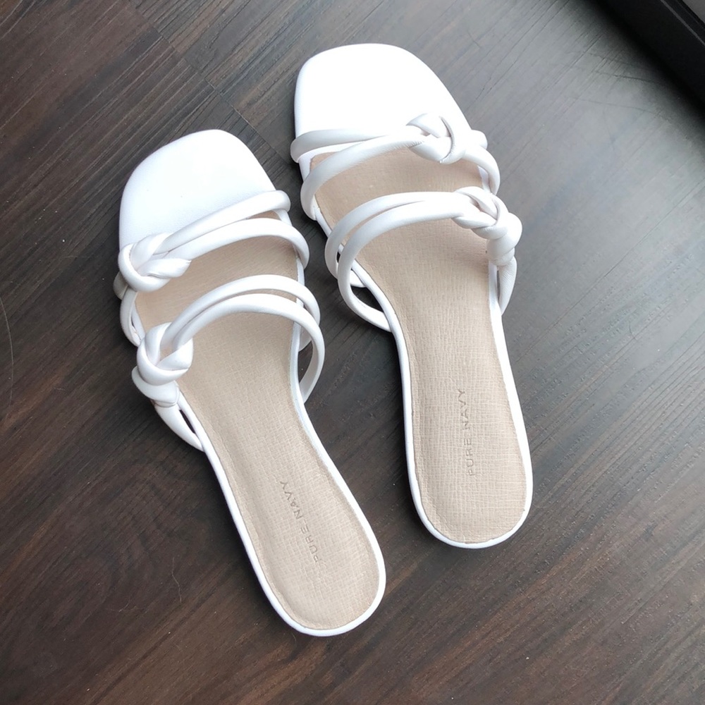 WHITE KNOTTED SLIDE SANDALS